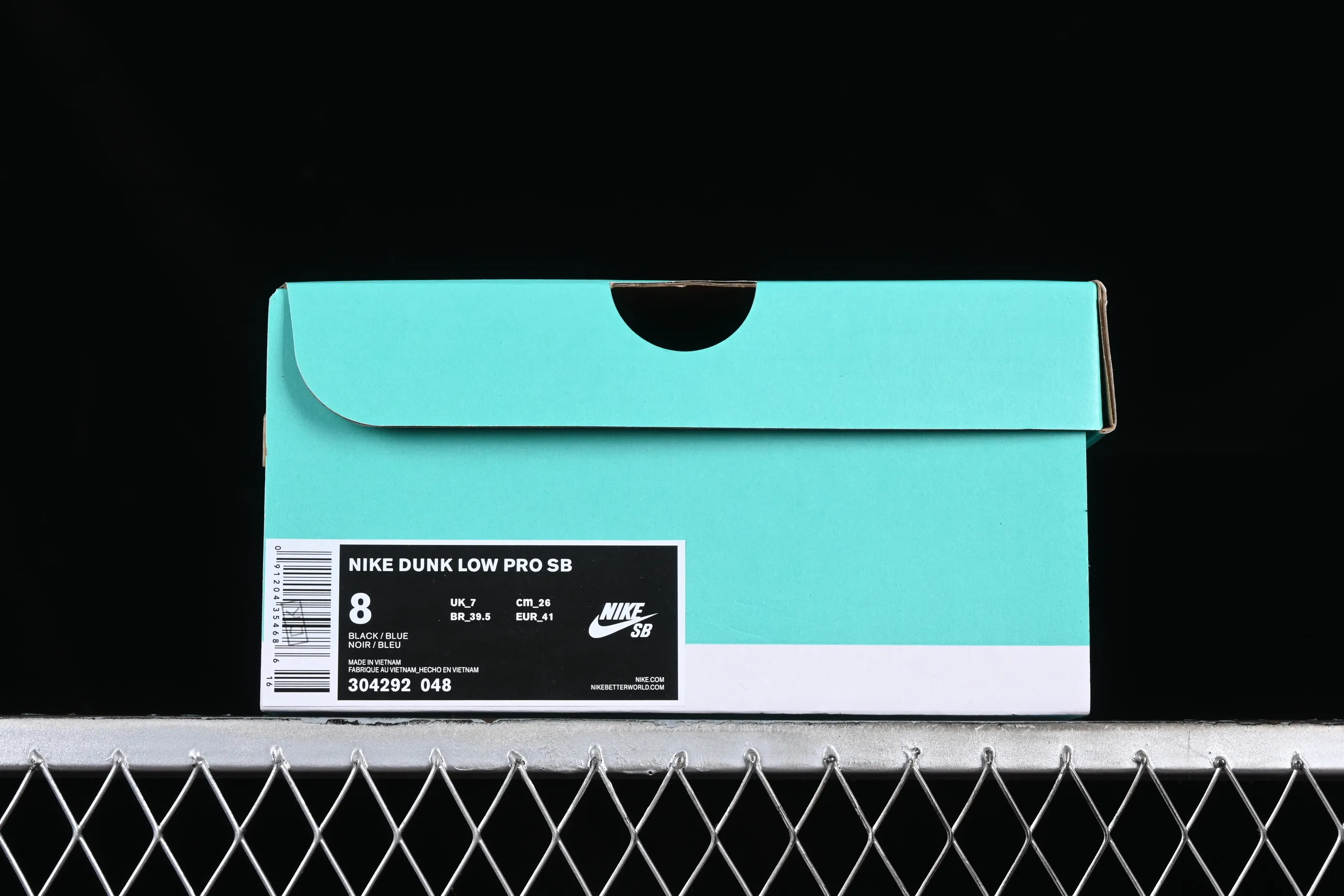 All categories Nk SB Dunk Series Nk SB Dunk Low low-top sneakers Nk SB Dunk Low "J-PACK 2" Black University Blue SB low-top sports and leisure sneakers 304292-048